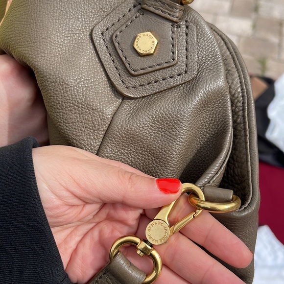 MARC JACOBS PURSE - Picture 7 of 10